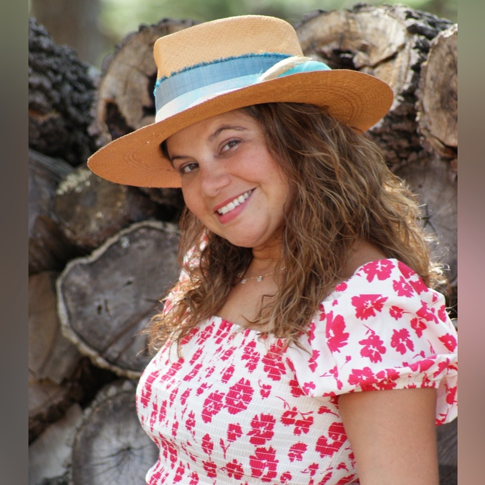 Meet your Posher, Sachelle